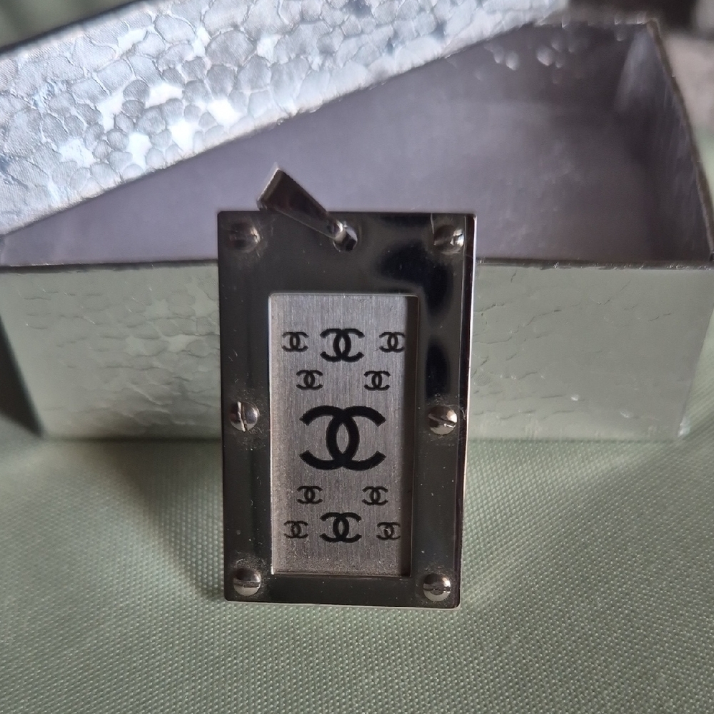 Pendant